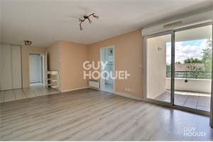 appartement à la vente -   17700  SURGERES, surface 60 m2 vente appartement - APR714730